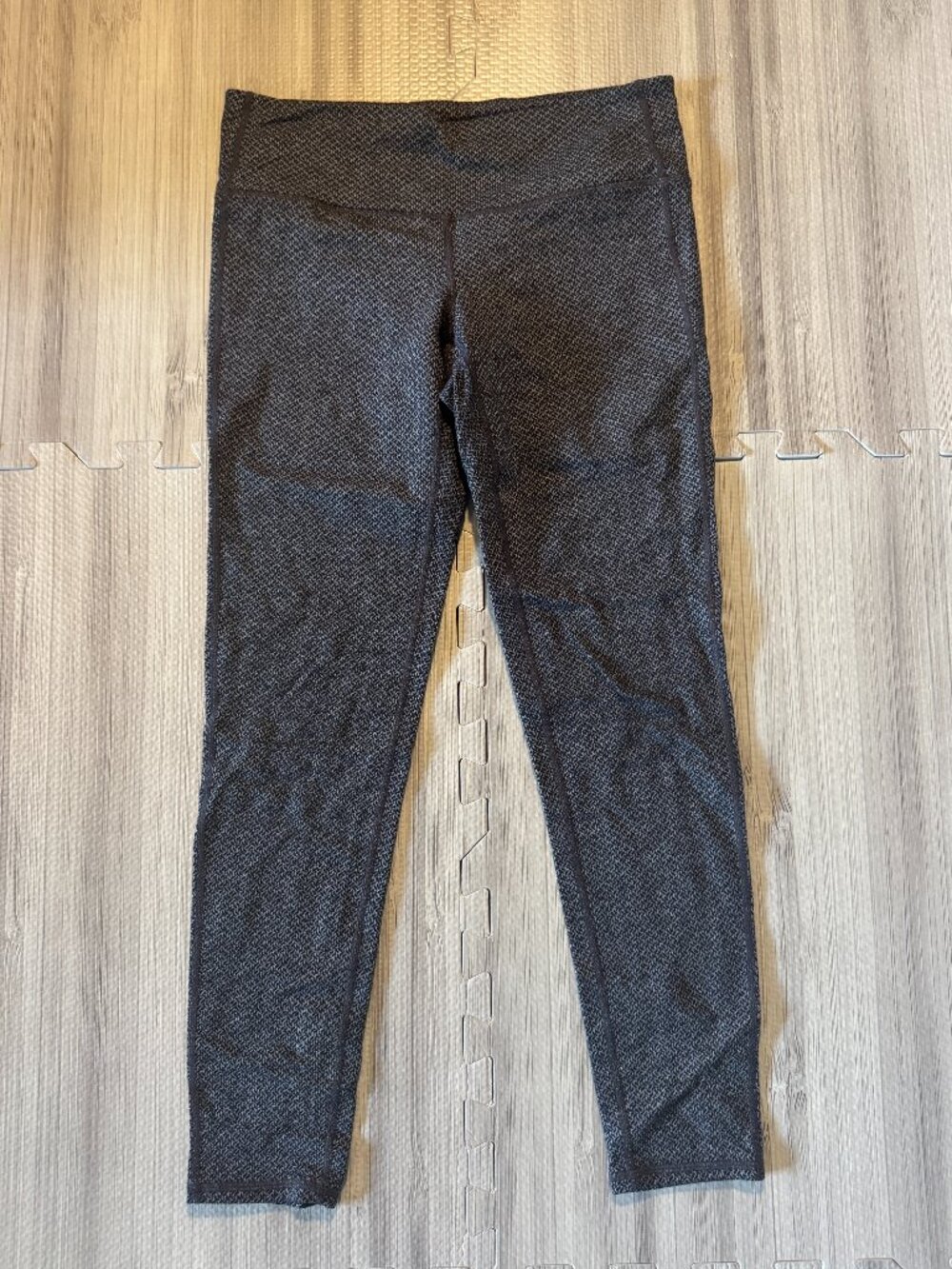 Athleta Women's Gray Cropped Leggings